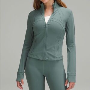 Lululemon Cropped Define Jacket *Nulu Medium Forest Size 10